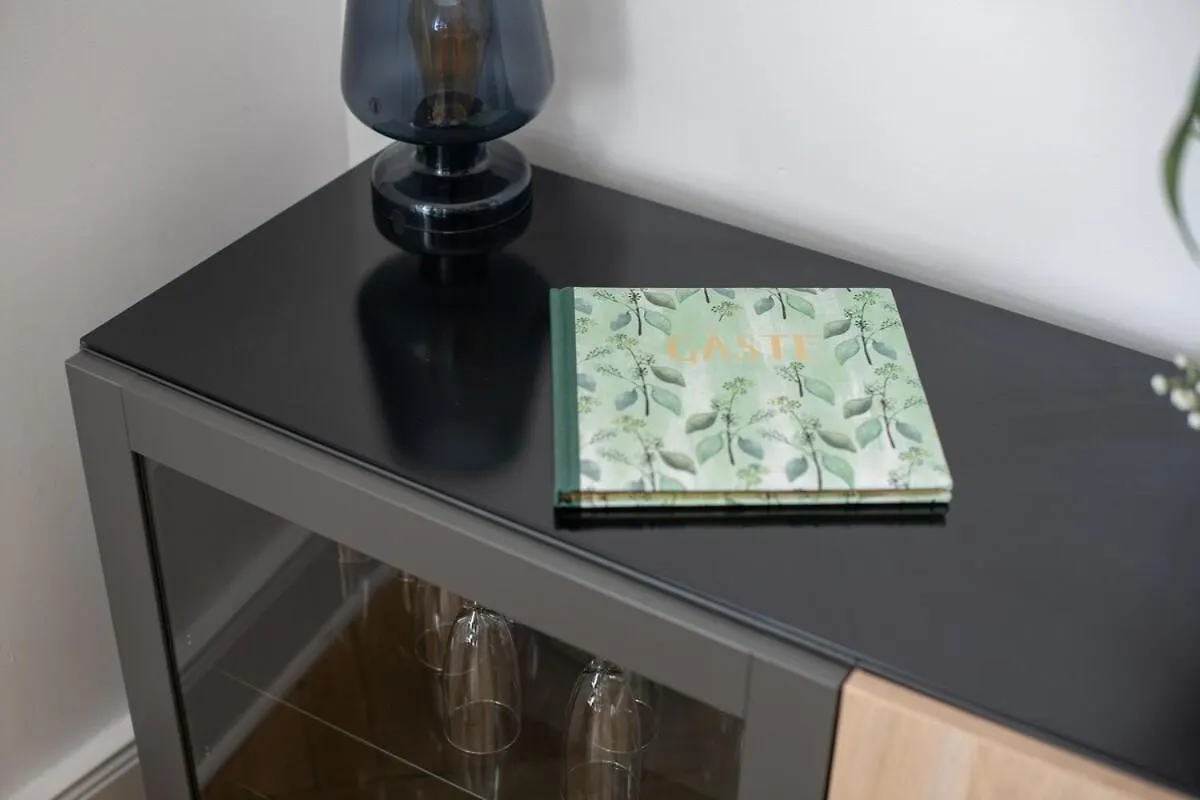 Kaiser 04 By Rockchair Apartments L Superhost Status L 3 Bedrooms Boxspringbeds 2 Bathrooms L Cozy Family & Business Flair 155 Sqm 3 Balcony 4Th Floor Elevator Up To 10 Guests Welcomes You! Berlin