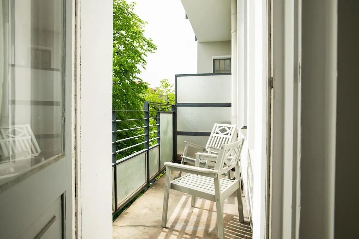 Kaiser 04 By Rockchair Apartments L Superhost Status L 3 Bedrooms Boxspringbeds 2 Bathrooms L Cozy Family & Business Flair 155 Sqm 3 Balcony 4Th Floor Elevator Up To 10 Guests Welcomes You! Berlin