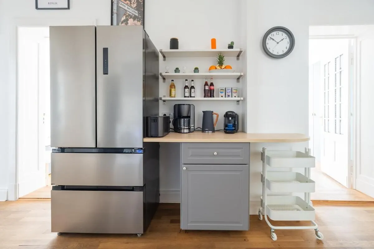 Kaiser 04 By Rockchair Apartments L Superhost Status L 3 Bedrooms Boxspringbeds 2 Bathrooms L Cozy Family & Business Flair 155 Sqm 3 Balcony 4Th Floor Elevator Up To 10 Guests Welcomes You! Berlin