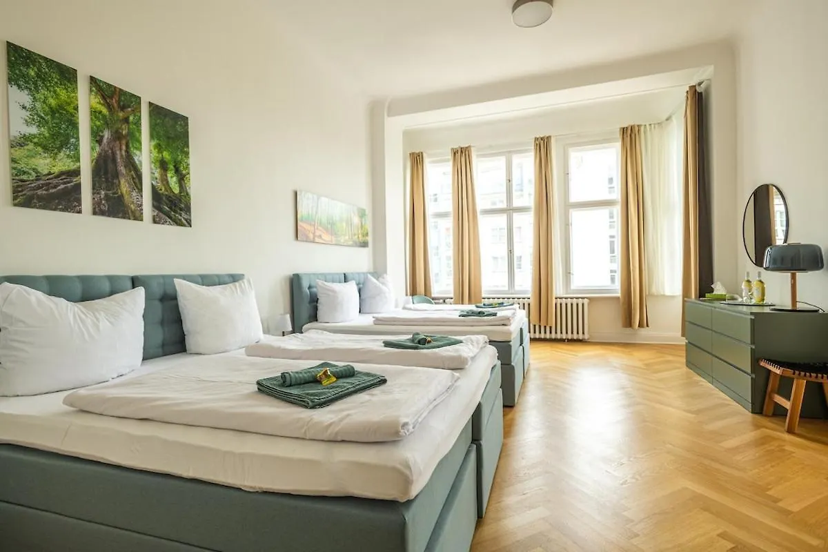Kaiser 04 By Rockchair Apartments L Superhost Status L 3 Bedrooms Boxspringbeds 2 Bathrooms L Cozy Family & Business Flair 155 Sqm 3 Balcony 4Th Floor Elevator Up To 10 Guests Welcomes You! Berlin