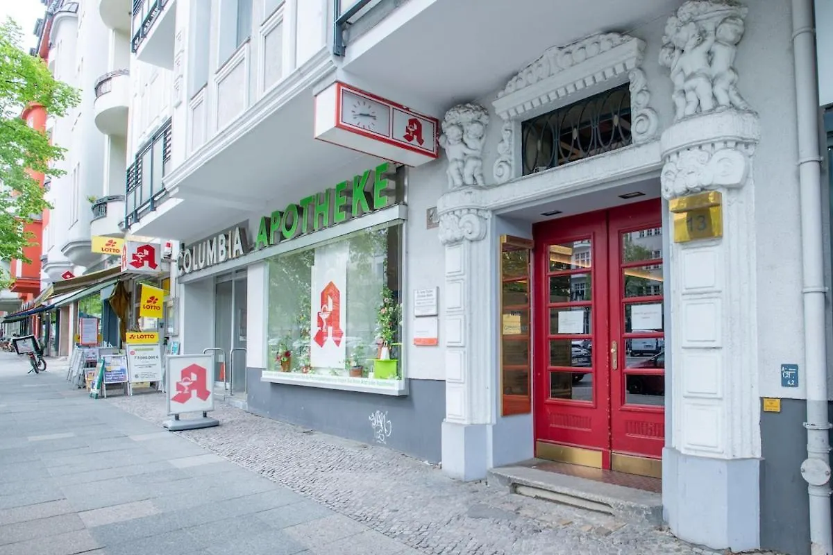 Kaiser 04 By Rockchair Apartments L Superhost Status L 3 Bedrooms Boxspringbeds 2 Bathrooms L Cozy Family & Business Flair 155 Sqm 3 Balcony 4Th Floor Elevator Up To 10 Guests Welcomes You! Berlin 0*,