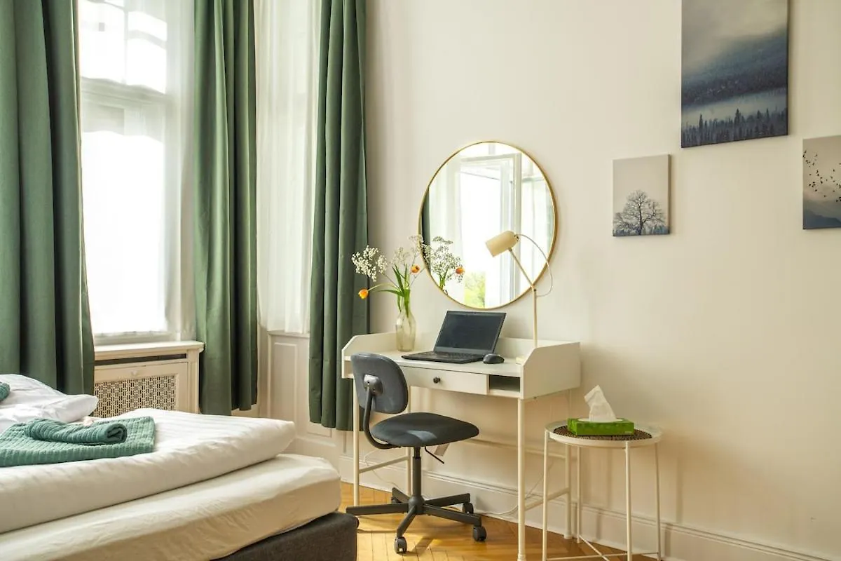 Kaiser 04 By Rockchair Apartments L Superhost Status L 3 Bedrooms Boxspringbeds 2 Bathrooms L Cozy Family & Business Flair 155 Sqm 3 Balcony 4Th Floor Elevator Up To 10 Guests Welcomes You! Berlin